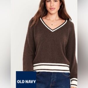 Old navy women’s Brown V-Neck Sweater